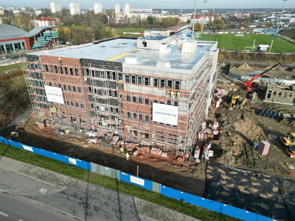 To tu będzie biznesowe centrum Olsztyna? Skala całego przedsięwzięcia okazuje się większa, niż początkowo zakładano. - W Olsztynie powstaje nowa dzielnica biznesowa. Wyrasta gigantyczny kompleks biurowy