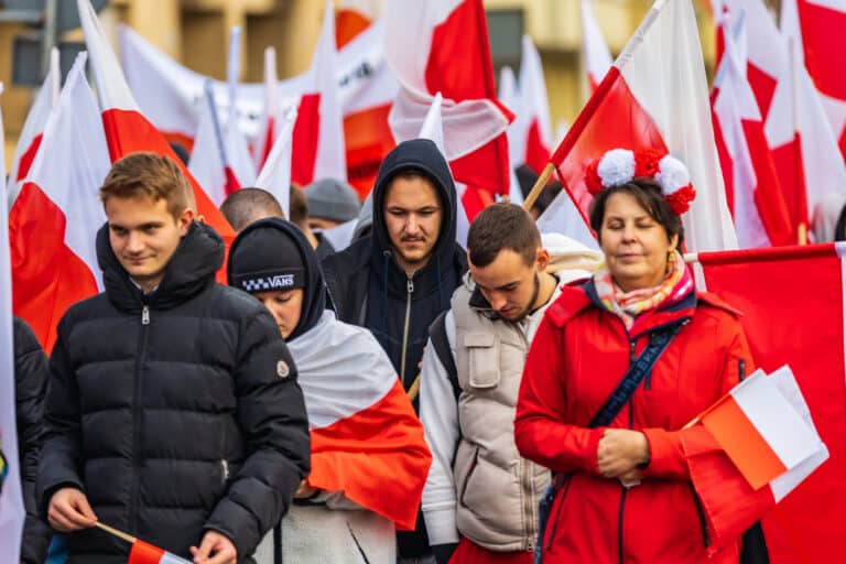 flaga polski niepodleglosci swieto