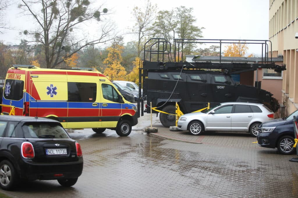Specjalne oddziały BOA w Olsztynie. - Kontrterroryści BOA prowadzą działania taktyczne w Olsztynie