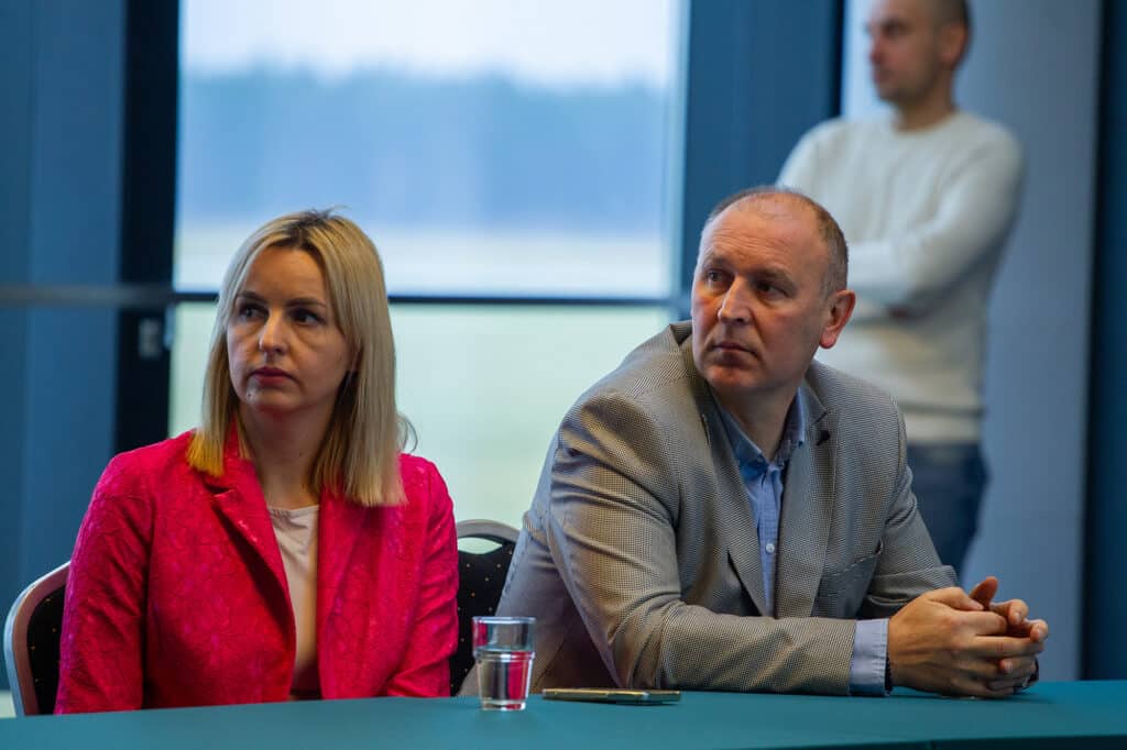 Nowa inwestycja stworzy zupełnie nową branżę w regionie. - Milionowa inwestycja na lotnisku w Szymanach. Takiego projektu jeszcze nie było