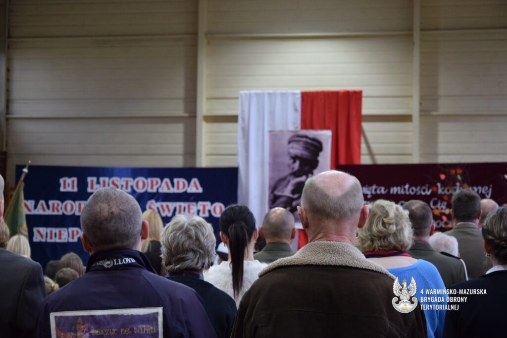 Janowo uczciło „Burzę”. Wyjątkowa uroczystość poruszyła mieszkańców. Janowo uczciło „Burzę”. Wyjątkowa uroczystość poruszyła mieszkańców. - W Janowie posadzono Dąb Pamięci Izydora Bukowskiego ps. „Burza”