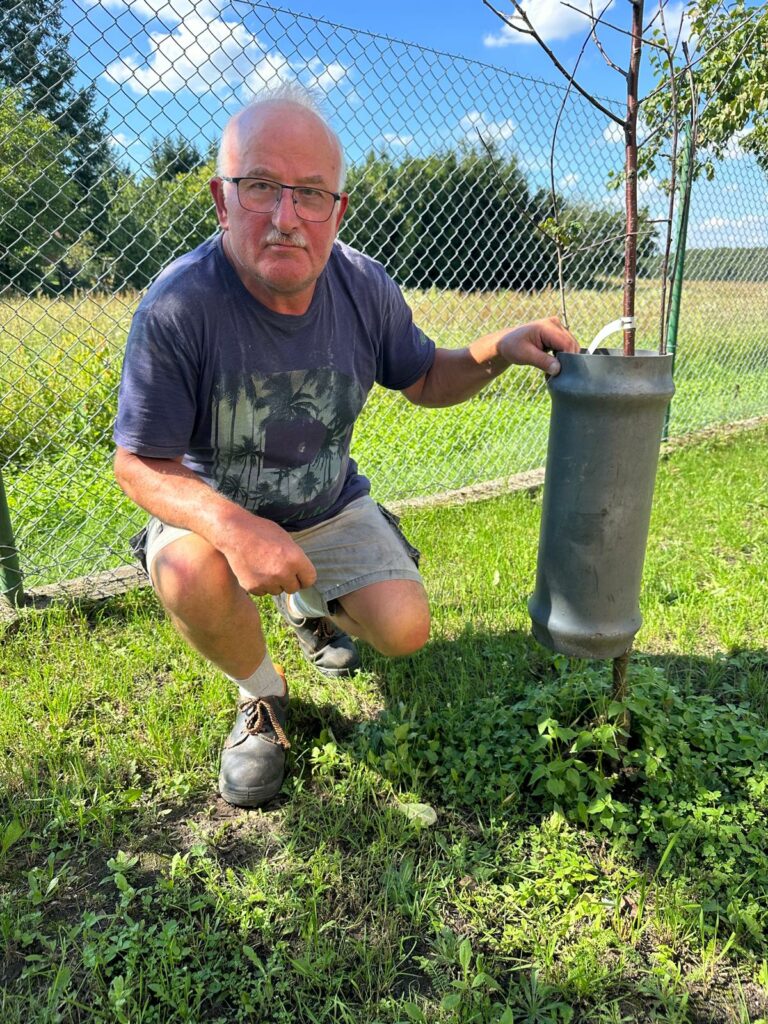 Dlaczego państwo chroni bobra, a nie ludzi? - Bóbr z piekła rodem terroryzuje mieszkańca pod Olsztynem! Dramat Pana Karola