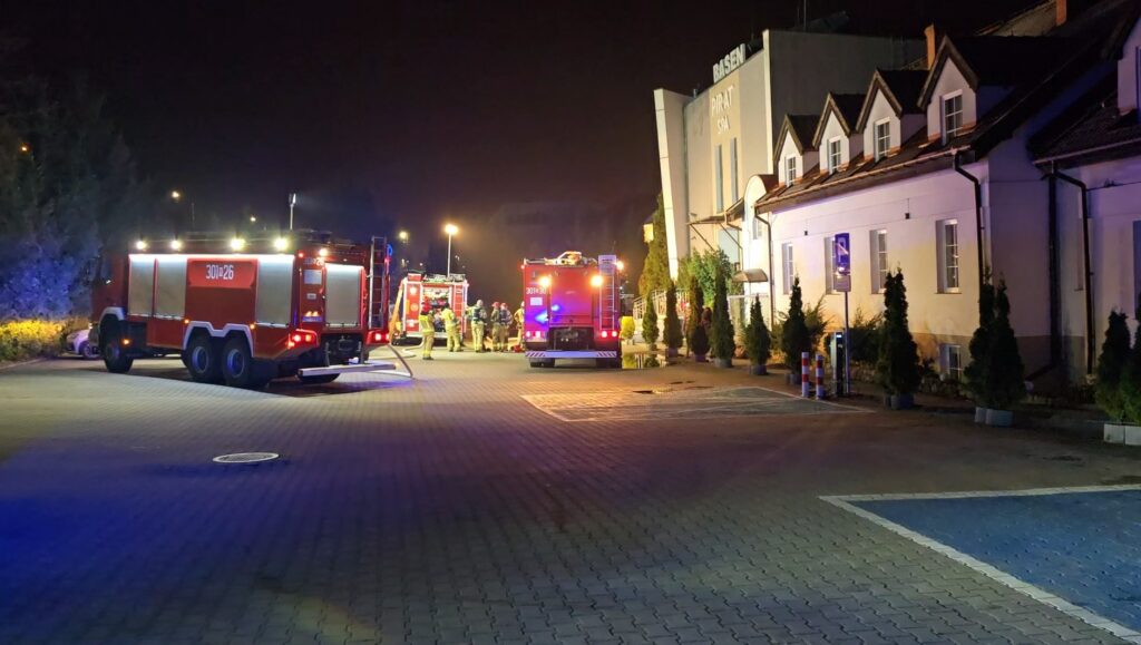 Sytuacja była bardzo niebezpieczna. - Nocny pożar w Olsztynie. Hotel wydał oświadczenie