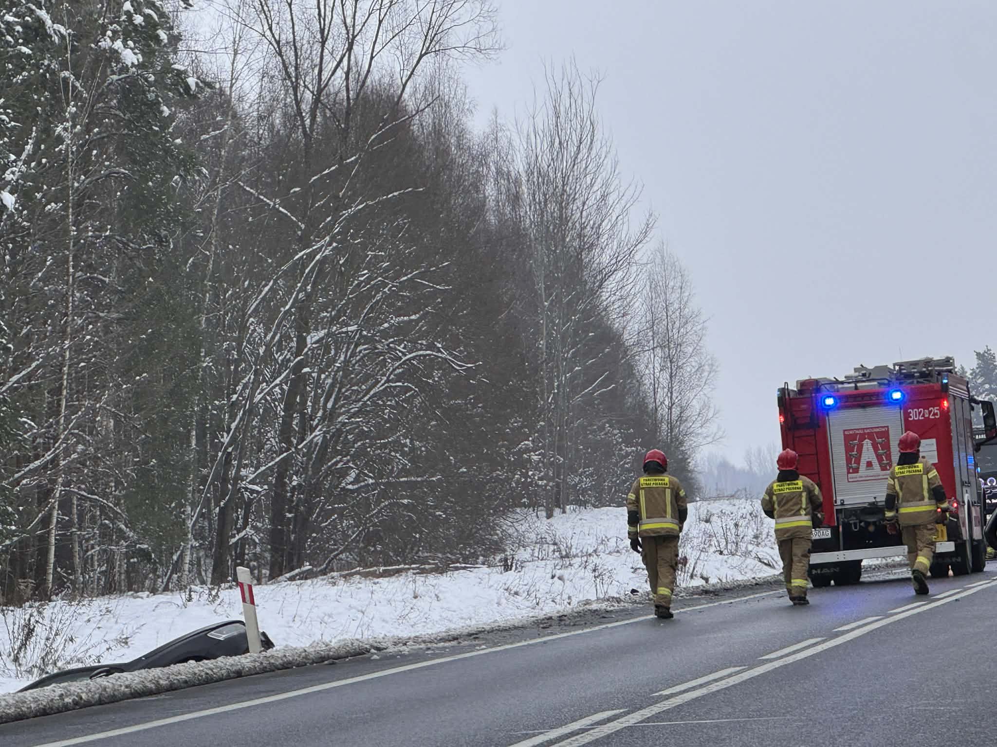 Kierowcy utknęli w korku. Kierowcy utknęli w korku. - Groźny wypadek na DK16. Utrudnienia na wjeździe do Olsztyna