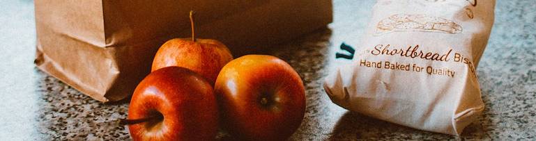 Dlaczego wybór torby ma tak duże znaczenie? producent-szarych-toreb-papierowych-mariopack.jpg