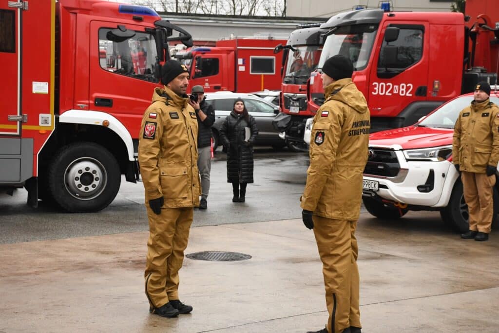 Nowe wozy już w jednostkach PSP. - 20 nowych pojazdów za 4,3 mln zł trafiło do strażaków Warmii i Mazur