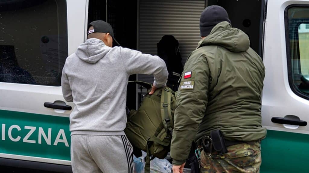 wydalenie obcokrajowców przez straż graniczną