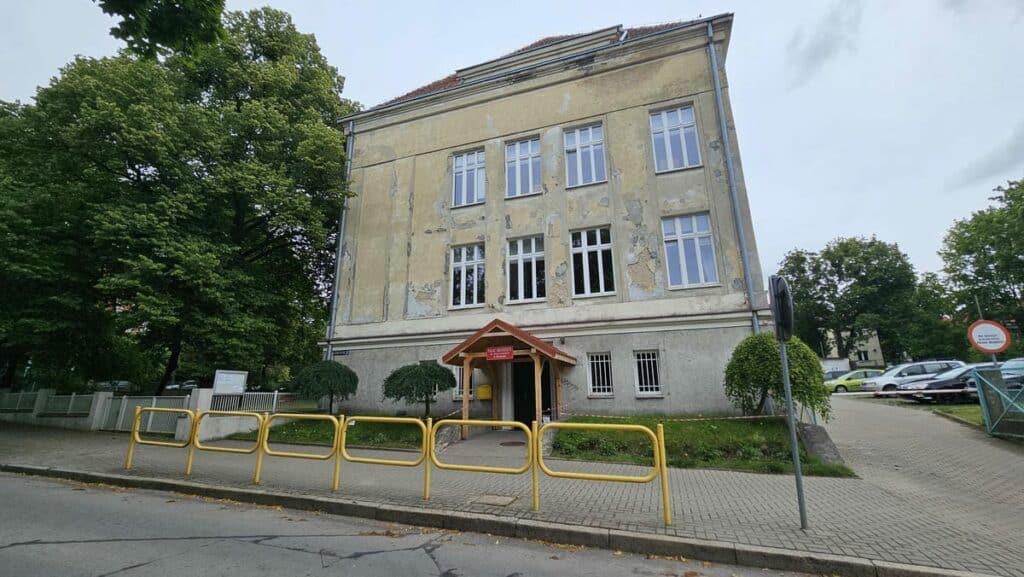 Jakie będzie nowe oblicze znanego budynku z centrum miasta? - Rusza remont Pałacu Młodzieży w Olsztynie. Miasto zapłaci wykonawcy ponad 8 milionów