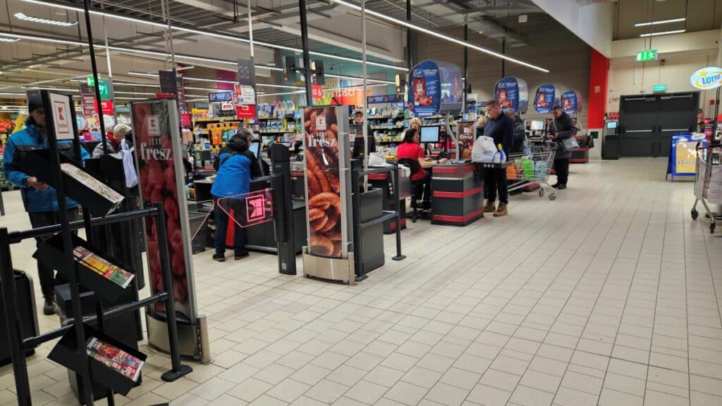 Pracownicy postawili warunki. - Pracownicy znanej sieci marketów zapowiedzieli strajk generalny