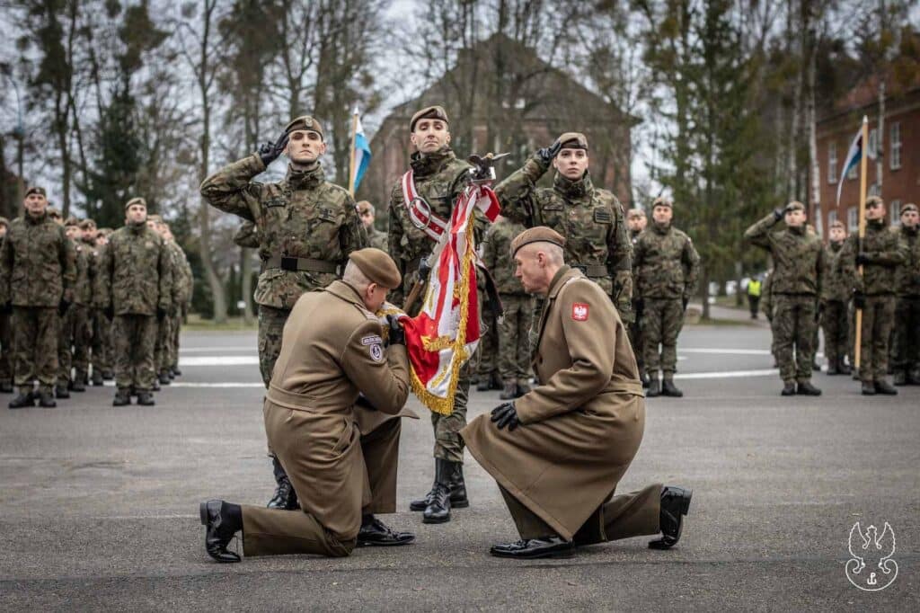 To jedna z najważniejszych jednostek w kraju. Teraz ma nowego dowódcę. - Zmiana na szczycie w olsztyńskiej brygadzie. Największa jednostka WOT ma nowego dowódcę