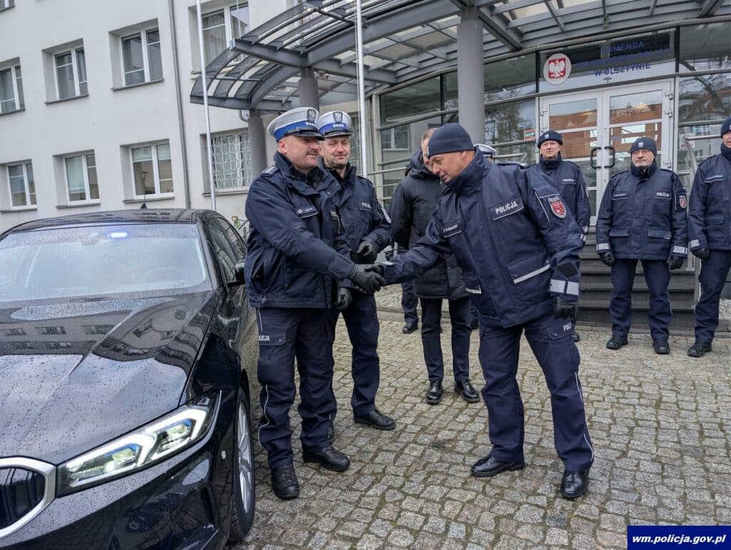 Piraci drogowi, drżyjcie! Na drogi wyjeżdżają policyjne superauta. - Nowoczesne nieoznakowane policyjne BMW na drogach Warmii i Mazur
