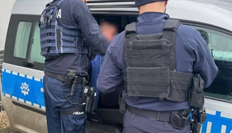 świadkowie zatrzymali mu kluczyki