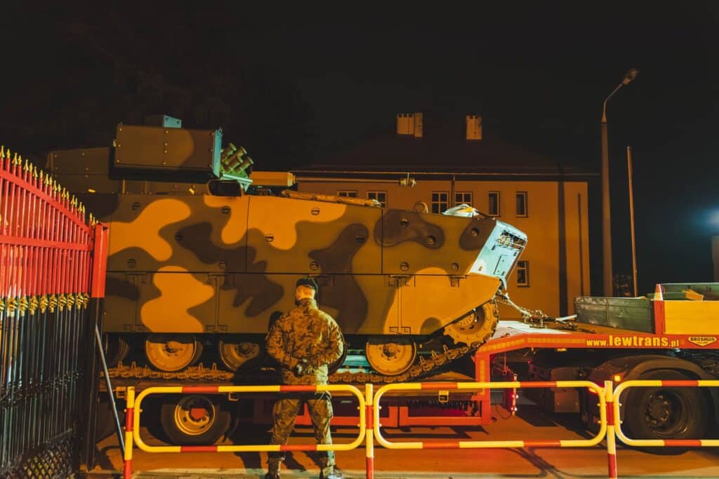 Borsuki już niebawem wyjadą na poligon. - Pierwsze „Borsuki” dotarły na Mazury. Czy to nowa era polskiej armii?