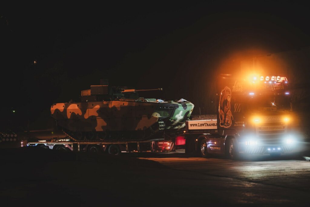 Borsuki już niebawem wyjadą na poligon. - Pierwsze „Borsuki” dotarły na Mazury. Czy to nowa era polskiej armii?