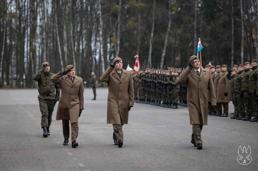 To jedna z najważniejszych jednostek w kraju. Teraz ma nowego dowódcę. - Zmiana na szczycie w olsztyńskiej brygadzie. Największa jednostka WOT ma nowego dowódcę