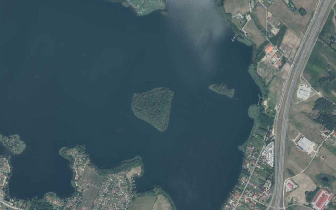 wyspa jezioro wulpinskie