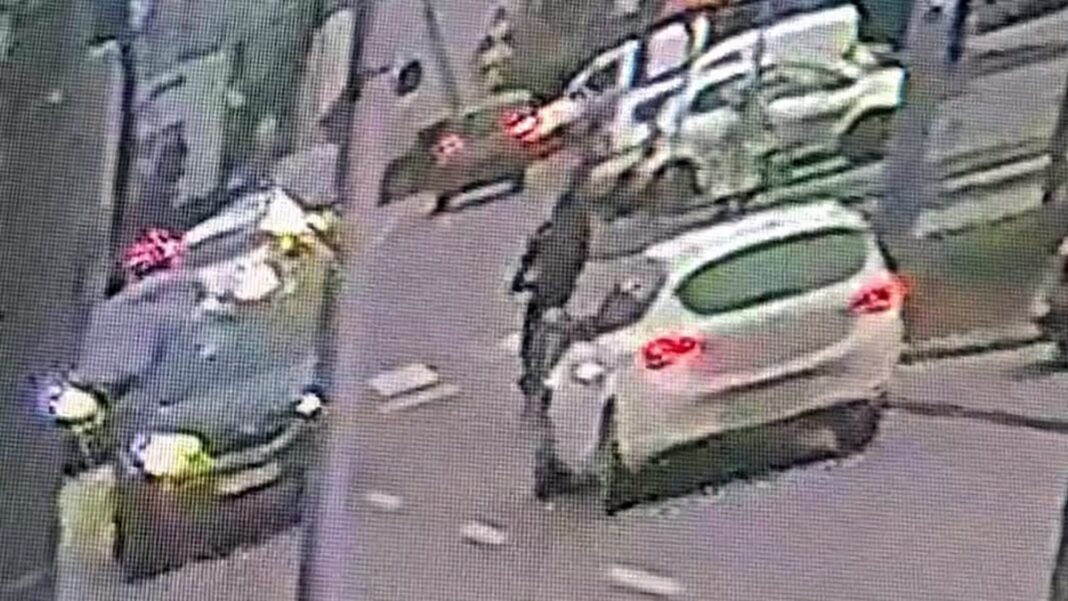 hulajnogą uderzył w bmw