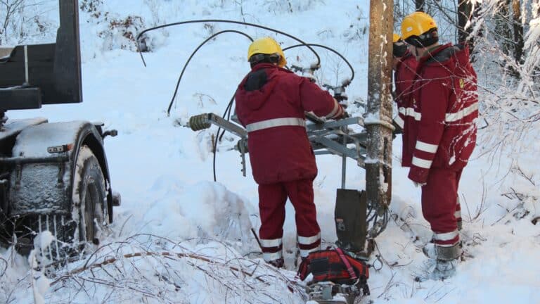 naprawa awarii sieci energetycznej
