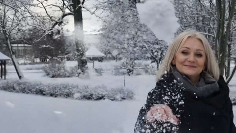 katarzyna sobeich ze śnieżkami