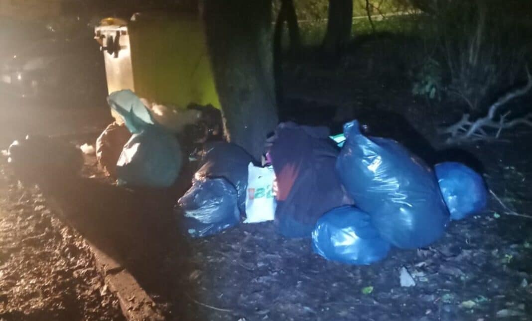 podrzucił odpady w centrum Olsztyna