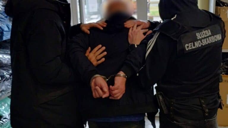 rozbity gang pustych faktur