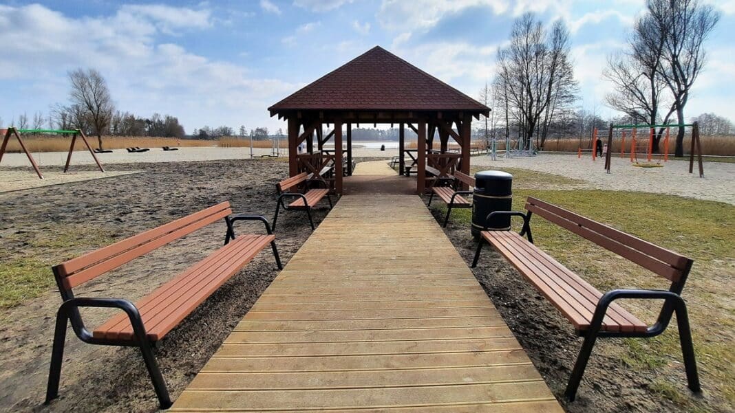 rekreacja nad Jeziorem Kraksy