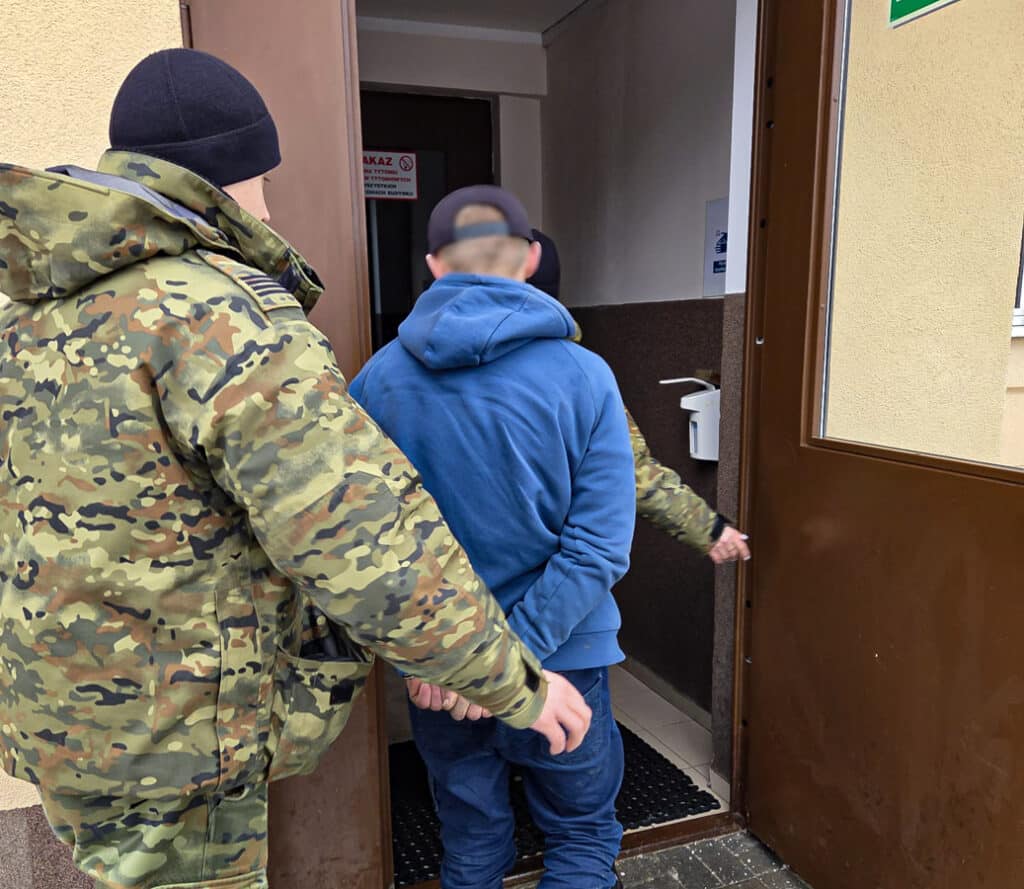Myślał, że przechytrzył wymiar sprawiedliwości. - Rutynowa kontrola, a potem szok. 40-latek trafił prosto do aresztu
