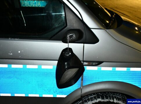 26-latek zniszył radiowóz