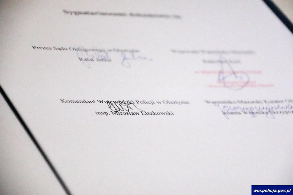 Między ochroną dziecka a granicą ingerencji. Nowy model współpracy służb. - Nowe procedury przymusowego odebrania dziecka. Olsztyn pierwszy w Polsce