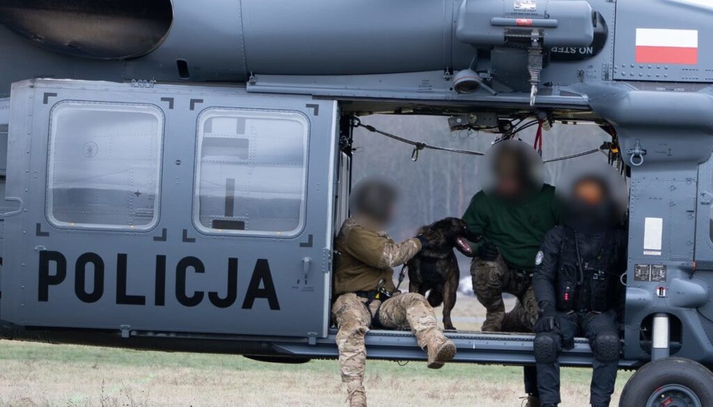 Pies Tyson już wspiera kontrterrorystów. - To nowy członek elitarnej jednostki. Ma 1,5 roku i już jest gotowy do akcji