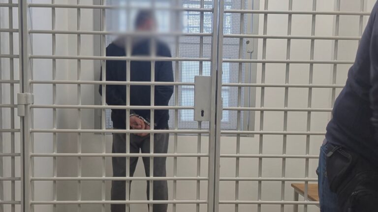 aresztowany za włamanie