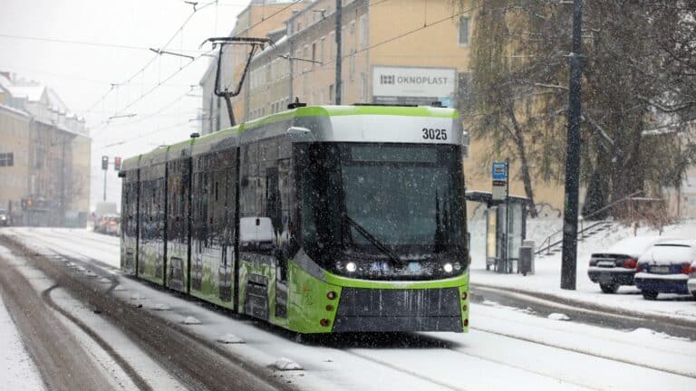 tramwaj zimą