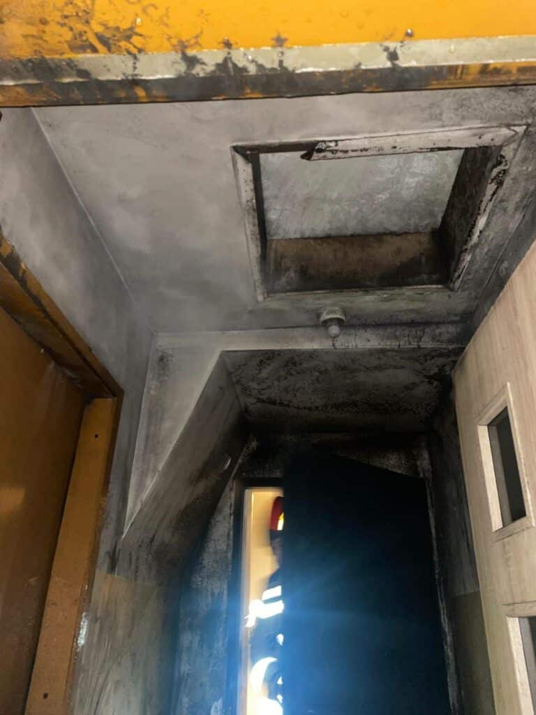 Śledczy sprawdzają, czy działanie było umyślne i nie wykluczają kolejnych zatrzymań. - Ogień pojawiał się jeden po drugim. Czy to działanie seryjnego podpalacza?