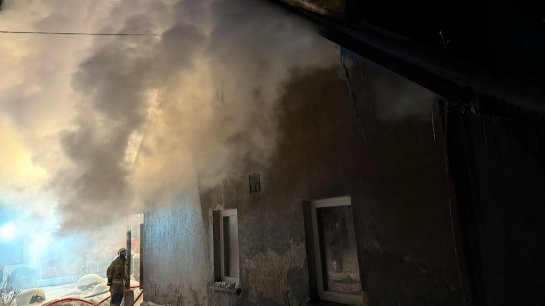 pożar domu jednorodzinnego