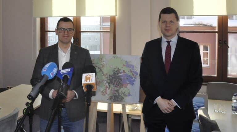 radni PiS Adam Andrasz i Przemysław Bałdyga