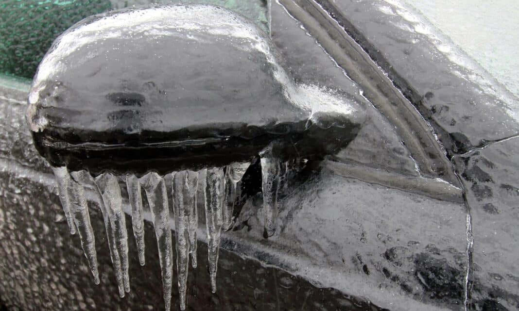 marznący deszcz na Warmii i Mazurach