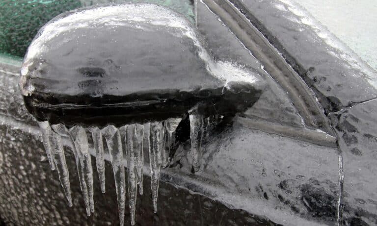 marznący deszcz na Warmii i Mazurach