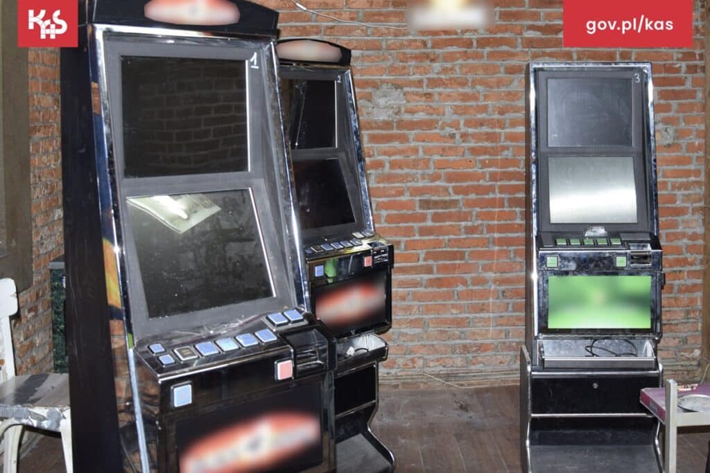 Nielegalne interesy kwitły w regionie, a przestępcy stawali się milionerami. - 136 mln zł zabezpieczyły służby z Warmii i Mazur. Rozbiły interesy lokalnych mafiosów