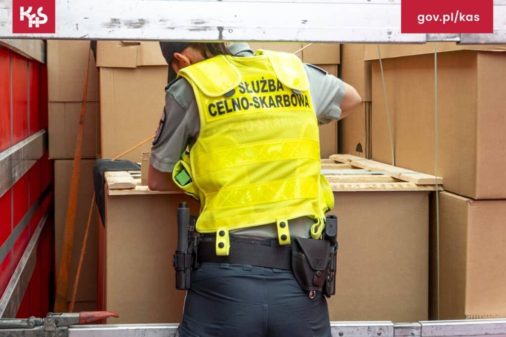 Nielegalne interesy kwitły w regionie, a przestępcy stawali się milionerami. - 136 mln zł zabezpieczyły służby z Warmii i Mazur. Rozbiły interesy lokalnych mafiosów