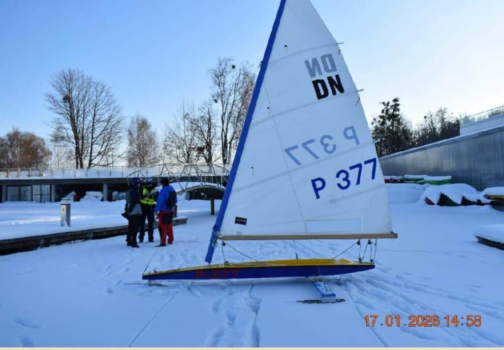 bojer potrącił na jeziorze Ukiel