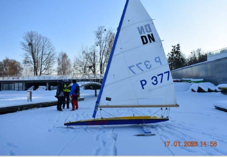 bojer potrącił na jeziorze Ukiel