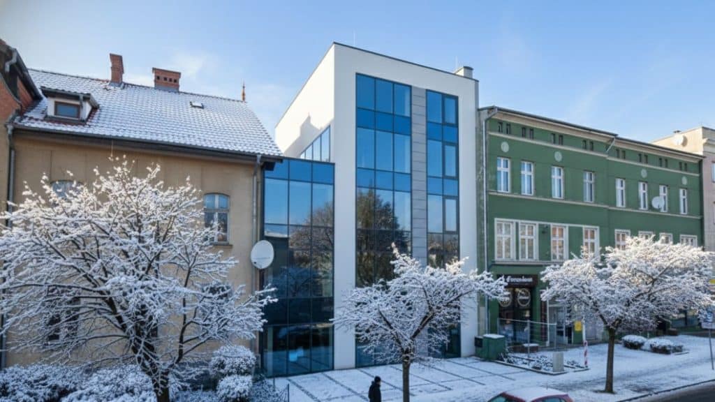 kamienica przy ul. Dąbrowszczak&oacute;w