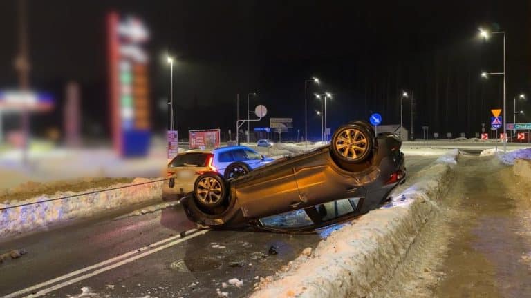 dachowanie samochodu