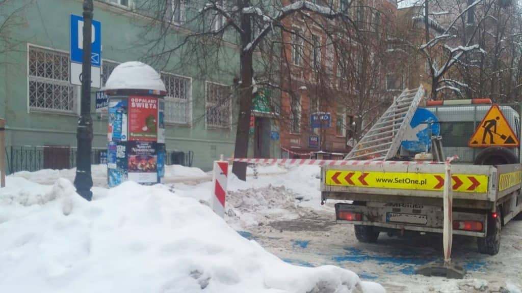 odśnieżanie miejsc postojowych w Olsztynie