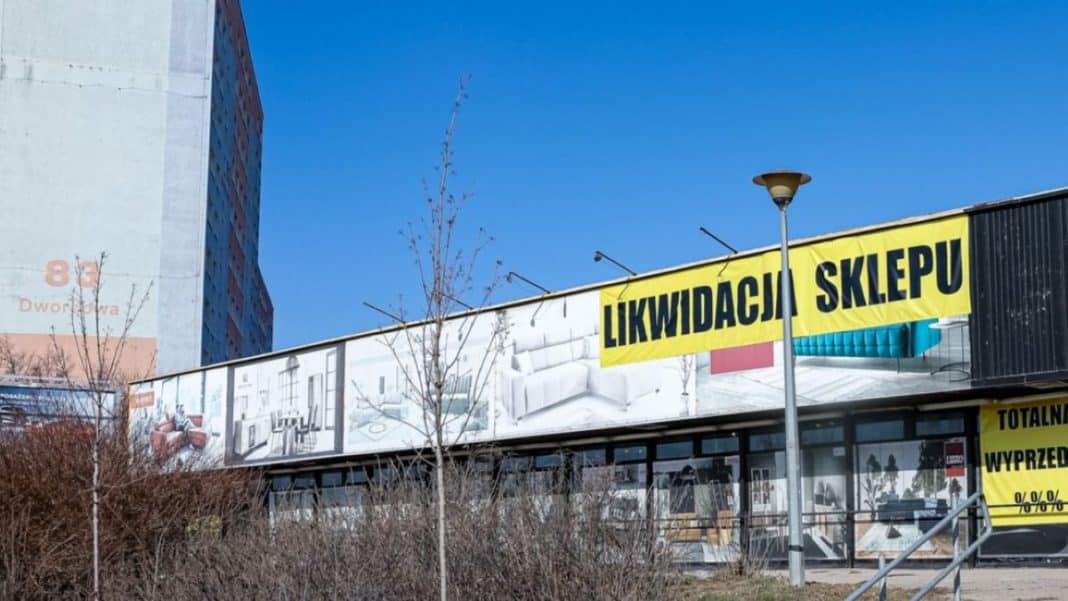 Likwidacja salonu meblowego Elżbieta
