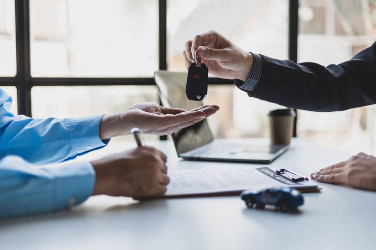 Wynajem aut dostawczych w Warszawie &ndash; kiedy się opłaca i jak wybrać samoch&oacute;d do swoich potrzeb?