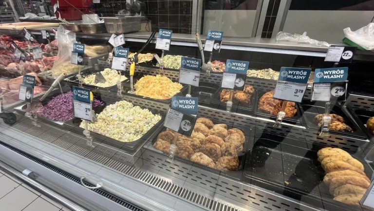 Gotowe dania, zupy i sałatki. Garmaż Intermarch&eacute; Olsztyn ułatwia codzienność