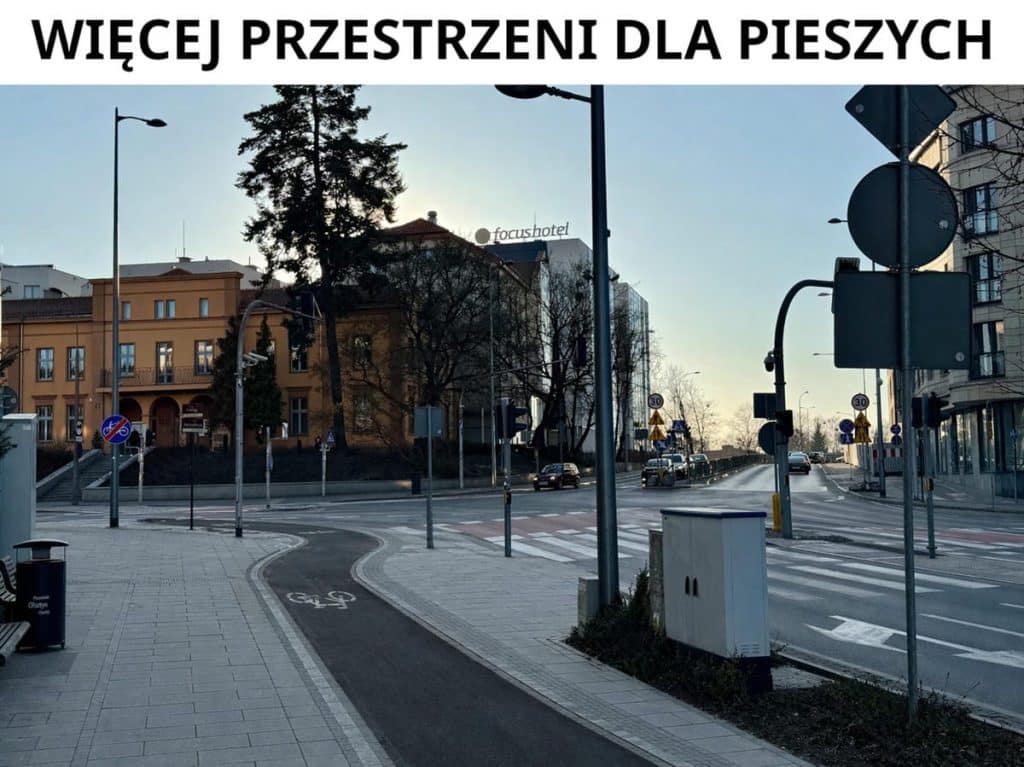 Ulica w Olsztynie z nową infrastrukturą rowerową i ścieżkami dla pieszych.