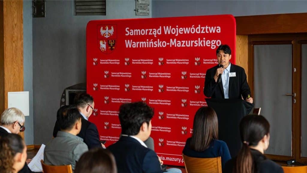 Spotkanie biznesowe w Olsztynie z udziałem przedstawicieli koreańskich firm i lokalnych przedsiębiorców.