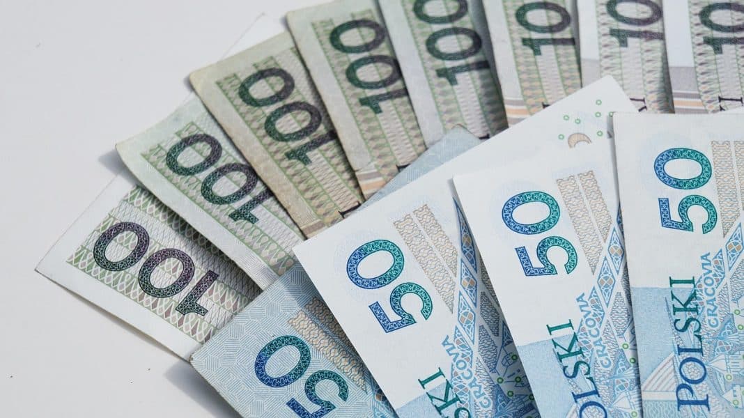 Kiedy można wypłacić pieniądze z IKE bez podatku?